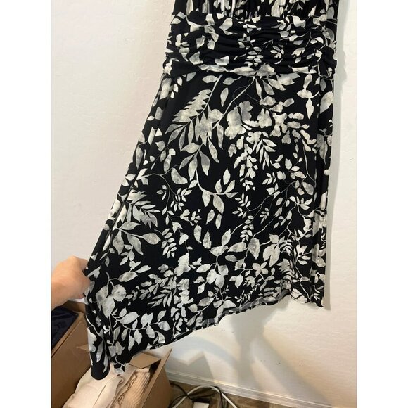 Evan Picone Sz 16 Fit and Flare Midi Halter Style Dress Black White Print - Picture 4 of 9